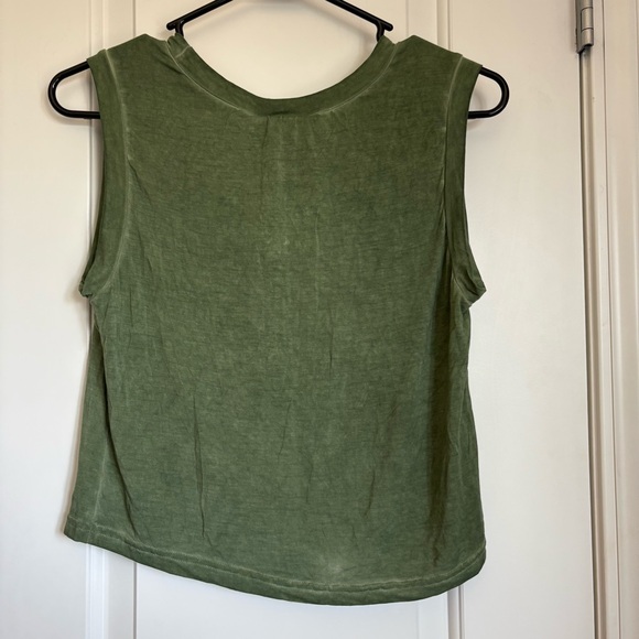 Pol Women’s Green Acid Wash Tank With Front Pocket NWT* - Size S - Picture 5 of 6